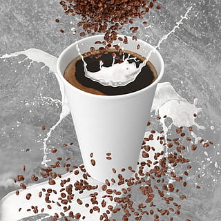 Weiß, Wegwerf, Tasse, gefüllt, schwarz, Getränk, Kaffee, Milch, Frühstück, Lebensmittel, Tropfen Milch, Flüssigkeit, schließen, Stärkung, sprühen, frisch, Essen und Trinken, Erfrischung, Kaffeetasse, Becher, Kaffee trinken, Frische, Tabelle, drinnen, Stillleben, keine Leute, High Angle View, Papier-, Nahansicht, braun, schwarzer Kaffee, Glas, alkoholfreies Getränk, Versuchung, Geschirr, 2K, CC0, gemeinfrei, lizenzfrei