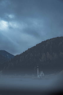 blanc, concret, Església, bosc, catedral, arbres, arbre, cel, naturalesa, paisatge, fons de pantalla, fons de pantalla hd, místic, boira, edifici, silueta, gent, casament, romanç, amor, parella, nikon, arquitectura, núvol - cel, estructura construïda, exterior de l'edifici, muntanya, escenics - natura, cap gent, terra, bellesa a la natura, dia, planta, tranquil·litat, medi ambient, escena tranquil·la, a l'aire lliure, 5K, CC0, domini públic, lliure de regalies