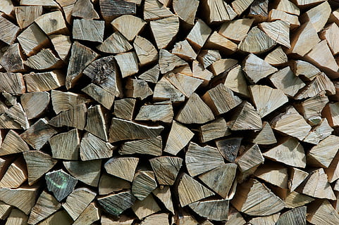 legna, bruciare, pila, ceppo, struttura, structur, modello, rustico, legno - materiale, legna da ardere, catasta di legna, Materiale, industria del legname, sfondi, albero, natura, legname, Marrone, mucchio, fotogramma intero, abbondanza, grande gruppo di oggetti, la deforestazione, foresta, nessuno, combustibile e produzione di energia, design, all'aperto, tritato, 5K, CC0, dominio pubblico, privo di copyright