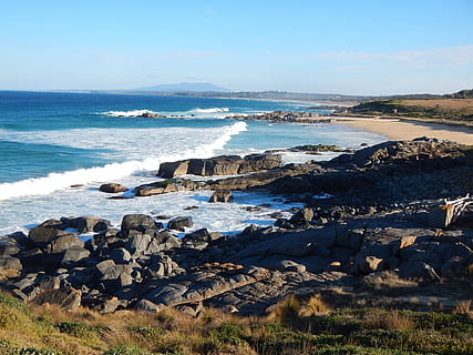 australia, ulladulla, beach, riva, sea, rocks, sand, sky, water, land, rock, rock - object, beauty in nature, solid, scenics - nature, nature, no people, day, sunlight, motion, wave, tranquility, tranquil scene, non-urban scene, 1080P, CC0, public domain, royalty free