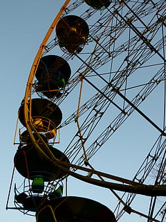 roda de ferris, passeig, carrusel, vell, tarda, bukhara, Uzbekistan, vista d’angle baix, Parc d'atraccions, passeig pel parc d’atraccions, cel, cultura i entreteniment artístic, dia, naturalesa, metall, cel clar, estructura construïda, recinte firal, cap gent, a l'aire lliure, arquitectura, activitat d'oci, forma geomètrica, forma, girant, cercle, 4K, CC0, domini públic, lliure de regalies