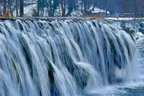 cascata, acqua ghiacciata, Inverno freddo, ghiaccio, acqua, freddo, inverno, ruscello, natura, fiume, paesaggio, bianca, la neve, bellissimo, autunno, pietra, brina, spruzzo, roccia, ambiente, fluente, all'aperto, stagione, cristallo, torrente, congelato, naturale, ze, parco, fresco, viaggio, Natale, bagnato, natura selvaggia, bellezza, dicembre, cenno, orario invernale, Paradiso, ghiacciolo, vacanze, selvaggio, Boemia, cataratta, movimento, panoramico, pace, fluido, movimento sfocato, velocità, lunga esposizione, bellezza nella natura, scenics - natura, acqua corrente, temperatura fredda, giorno, spruzzi, albero, nessuno, potere in natura, 2K, CC0, dominio pubblico, privo di copyright