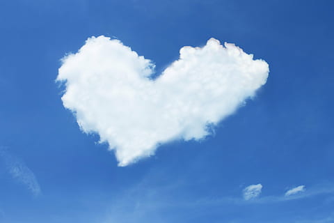 awan berbentuk hati, awan, jantung, langit, biru, putih, cinta, keberuntungan, loyalitas, valentine, hari Valentine, romantis, kekasih, hubungan, kelembutan, Terima kasih, salam, kasih sayang, hari, alam, awan - langit, cuaca, latar belakang, udara, bentuk hati, emosi positif, warna putih, emosi, percintaan, hari valentine - hari libur, cloudscape, ketenangan, keindahan di alam, halus, di luar rumah, meteorologi, kemurnian, 4K, CC0, domain publik, bebas royalti