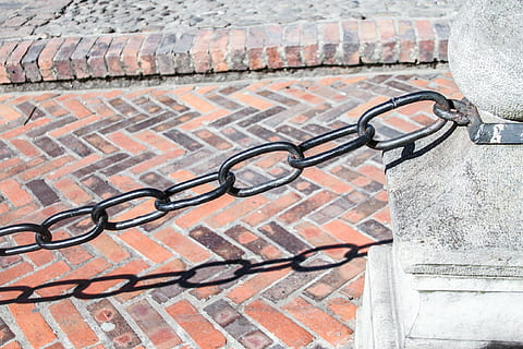 snor, mursten, arkitektur, gammel, levn, gammel by, ingen mennesker, gade, by, væg, dag, murstens væg, fravær, bygget struktur, sti, udendørs, bygning udvendig, tom, brosten, i en række, baggrunde, murbygningsfunktion, sten-, 2K, CC0, offentligt domæne, royaltyfrie
