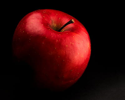 apple, food, fruit, red, apple - Fruit, freshness, ripe, healthy Eating, organic, dieting, nature, food and drink, studio shot, black background, wellbeing, single object, indoors, close-up, no people, healthy lifestyle, plant stem, cut out, 720P