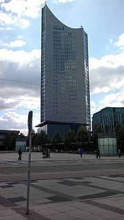 mdr, torre, Leipzig, espacio, torre mdr, arquitectura, cielo, estructura construida, día, nube - cielo, al aire libre, exterior del edificio, ciudad, edificio, altura maxima, personas incidentales, naturaleza, calle, edificio de oficinas exterior, vida en la ciudad, moderno, oficina, gente real, destinos de viaje, luz del sol, rascacielos, 1080P, CC0, dominio público, libre de derechos