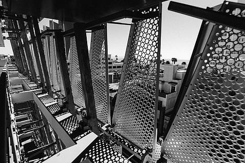 grayscale photography, gray, metal frame, facade, construction, pattern, structure, steel, metal, architecture, modern, grid, framework, exterior, urban, indoors, built structure, no people, technology, day, connection, industrial equipment, industry, equipment, machinery, chair, window, high angle view, fuel and power generation, bridge, bridge - man made structure, 1080P, CC0, public domain, royalty free