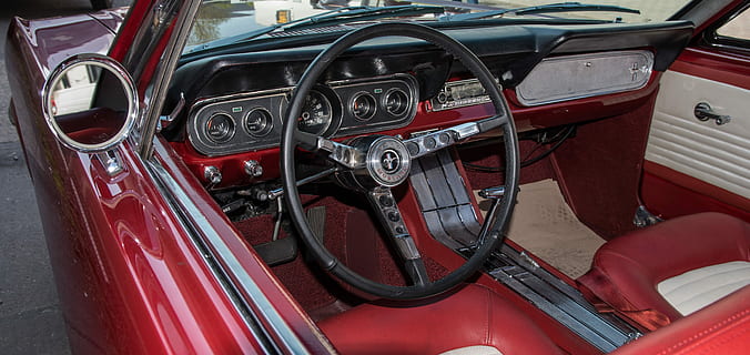 sort, køretøj, styretøj, hjul, tæt på, Foto, auto, Ford, mustang, cockpit, oldtimer, transportsystem, køre, rat, automotive, PKW, klassisk, indre, amerikansk, køretøjets interiør, transportform, bil, motor køretøj, transportmidler, rød, land køretøj, metal, dag, retro stylet, vintage bil, ingen mennesker, udendørs, stationær, krom, skinnende, sølvfarvet, 4K, CC0, offentligt domæne, royaltyfrie
