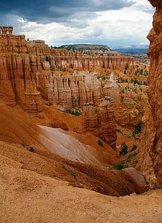bryce, nacional, parc, utah, gres, paisatge, núvols, cloudscape, canyon, formació de roca, rock, rock - object, núvol - cel, geologia, escenics - natura, cel, geografia física, escena no urbana, sòlid, escena tranquil·la, bellesa a la natura, tranquil·litat, destinacions de viatge, medi ambient, naturalesa, viatjar, idíl·lic, remot, cap gent, erosionat, clima àrid, clima, a l'aire lliure, formació, 2K, CC0, domini públic, lliure de regalies