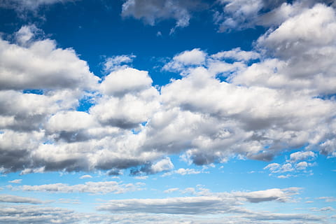 sea, clouds, daytime, cloud, blue, white, cloudscape, sky, clouds form, cloud cover, cumulus, cumulus clouds, background, cloud - sky, beauty in nature, scenics - nature, environment, wind, white color, nature, tranquility, backgrounds, day, no people, overcast, tranquil scene, outdoors, atmosphere, fluffy, meteorology, bright, clean, softness, purity, 4K, CC0, public domain, royalty free