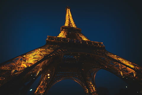 Foto, dagtimerne, Eiffeltårnet, Paris, arkitektur, berømte sted, nat, pagode, buddhisme, rejsemål, tårn, Asien, skumring, solnedgang, belyst, himmel, ingen mennesker, historie, bygget struktur, lav vinkel visning, bygning udvendig, skyfri himmel, by, fortiden, natur, turisme, høj - høj, bygning, bue, udendørs, Spir, 5K, CC0, offentligt domæne, royaltyfrie