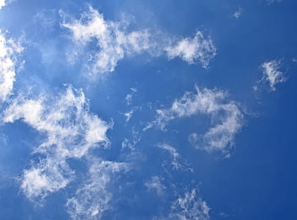 nubes tenues, paisaje de nubes, skyscape, naturaleza, nubes, clima, brillante, tenue, Cielos, cielo, nube - cielo, azul, belleza en la naturaleza, ambiente, atmósfera, antecedentes, paisajes - naturaleza, viento, el color blanco, nadie, cielo dramático, luz del sol, idílico, nublado, al aire libre, meteorología, limpiar, 5K, CC0, dominio público, libre de derechos