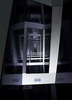 stege, topp, byggnad, Nedan, inget folk, inomhus, närbild, teknologi, arkitektur, dag, byggd struktur, reflexion, geometrisk form, trappa, räcke, studio skott, form, glas - material, fönster, väggbyggande funktion, säkerhet, abstrakt, natt, steg och trappor, digital komposit, 4K, CC0, offentligt domän, royaltyfria