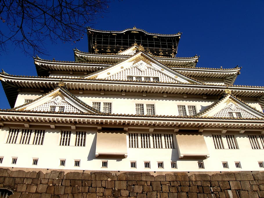 Japonsko, starý, architektura, design, tradiční, cestovat, kultura, cestovní ruch, historický, stavba, exteriér budovy, nízký úhel pohledu, nikdo, budova, město, okno, nebe, rezidenční čtvrti, venku, Příroda, modrý, destinace, střecha, den, Dějiny, čisté nebe, minulost, 4K
