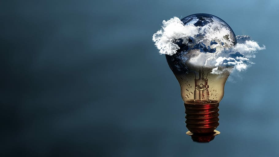 Birne, Manipulation, Welt, Studioaufnahme, kopieren sie platz, farbiger Hintergrund, drinnen, keine Leute, Rauch - physische Struktur, einzelnes Objekt, Blau, Nahansicht, Natur, die Glühbirne, Kommunikation, wolke - himmel, Finanzen, Metall, Geschäft, Warnschild, Blauer Hintergrund, digitaler Verbund, Stillleben, 1080P