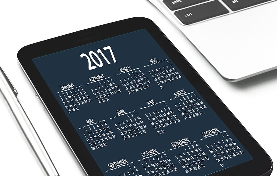 data, tauleta, calendari, pantalla, dispositiu, digital, electrònica, tecnologia, tecnologia sense fils, connexió, ordinador, equips informàtics, comunicació, dispositiu d’informació portàtil, a l'interior, dades, cap gent, tauleta digital, equipament, portàtil, negocis, Internet, nombre, pantalla del dispositiu, telèfon intel·ligent, indústria electrònica, comunicacions globals, organitzador electrònic, 5K