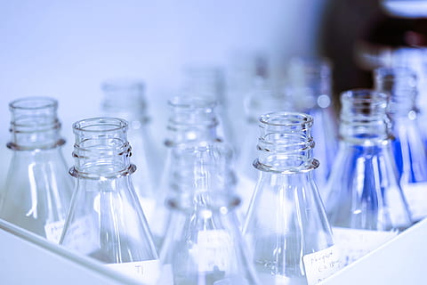 chemistry bottles, laboratory, Chemistry, bottles, various, science, bottle, research, scientific Experiment, liquid, equipment, glass - Material, in a row, drinking glass, group of objects, blue, soft focus, indoors, container, transparent, close-up, no people, large group of objects, focus on foreground, selective focus, healthcare and medicine, education, still life, glass, 1080P, CC0, public domain, royalty free
