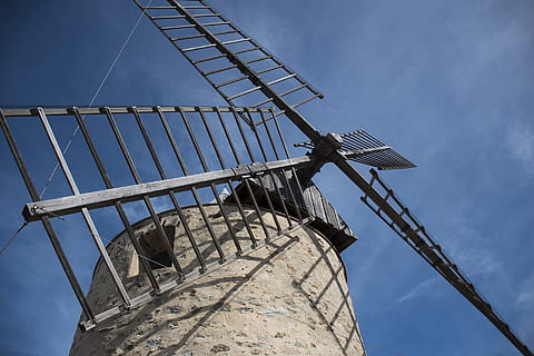 mølle, bleg, vind, Pala, historie, hjul, traditioner, himmel, vedvarende energi, brændstof og elproduktion, alternativ energi, arkitektur, lav vinkel visning, miljøbeskyttelse, bygget struktur, natur, traditionel vindmølle, vindmølle, vindkraft, miljø, turbine, teknologi, sky - himmel, dag, blå, ingen mennesker, udendørs, 1080P, CC0, offentligt domæne, royaltyfrie
