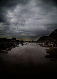 Wolken, wolkig, dunkle Wolken, See, Nacht-, bedeckt, Reflexion, Fluss, Felsen, Himmel, Wasser, Natur, Rock - Objekt, Landschaft, Meer, szenen, wolke - himmel, draußen, dunkel, Langzeitbelichtung, keine Leute, Sonnenuntergang, Schönheit in der Natur, Szenen - Natur, Rock, Ruhe, ruhige Szene, solide, Nicht-städtische Szene, Land, Dämmerung, Sturm, Oberflächenniveau, Kraft in der Natur, 4K, CC0, gemeinfrei, lizenzfrei