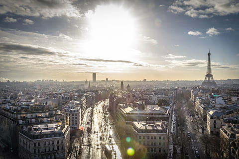 aereo, fotografia, Torre Eiffel, Parigi, Francia, eiffel, Torre, giorno, cielo, luce del sole, nuvole, orizzonte, vista, città, edifici, strade, Europa, paesaggio urbano, architettura, struttura costruita, esterno dell'edificio, vista dall'alto, vista aerea, grattacielo, destinazioni di viaggio, costruzione, nuvola - cielo, natura, vita di città, mezzi di trasporto, viaggio, skyline urbano, nessuno, sole, all'aperto, riflesso lente, edificio per uffici esterno, 4K