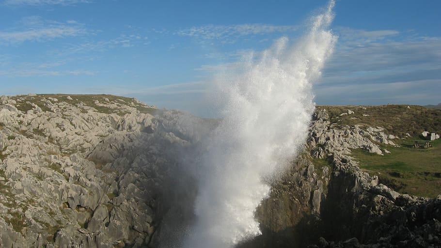 bufó, mar, naturalesa, onada, aigua, splash, moviment, bellesa a la natura, escenics, cel, a l'aire lliure, geologia, medi ambient, escenics - natura, rock, paisatge, rock - object, poder, dia, núvol - cel, sòlid, cap gent, poder a la natura, terra, escena no urbana, cràter volcànic, 2K