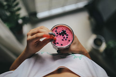 holding, blueberry yoghurt, Girl, blueberry, yoghurt, fruits, breakfast, morning, healthy, fresh, meal, blueberries, cocktail, fit, diet, tasty, women, one Person, females, indoors, people, adult, drink, fruit, caucasian Ethnicity, healthcare and medicine, human body part, adults only, only women, healthy eating, wellbeing, food and drink, healthy lifestyle, food, smoothie, freshness, hand, refreshment, human hand, focus on foreground, sweet food, yogurt, dieting, 5K