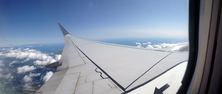 fly, vinge, skyer, himmel, luft, flyvningen, rejse, transportmidler, flyve, luftfart, transportere, passagerfly, vindue, turisme, ferie, flyselskab, sky - himmel, transportform, luftfartøj, natur, flyvende, blå, dag, hvid farve, flyvinger, ingen mennesker, udendørs, luftfoto, Midt i luften, vinter, luftfartsindustrien, 5K, CC0, offentligt domæne, royaltyfrie