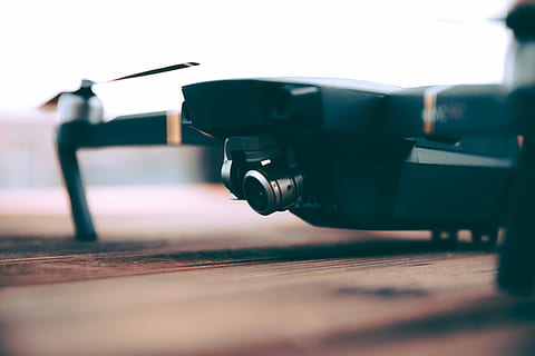 dji mavic, Pro, (vamos a, volar, vamos, volar), lente de cambio de inclinación foto, cámara drone, zumbido, tecnología, equipo de cámara, de cerca, macro, Nueva York, dji, len, yucelmoran, canon2470, mavic, mavic pro, 6dmarkii, canon 6dmarkii, canon, Foco, mavicprodrona, enfoque selectivo, día, nadie, transporte, al aire libre, temas de fotografia, centrarse en primer plano, ocupación, mesa, solo objeto, estilo retro, naturaleza, nivel de la superficie, 5K, CC0, dominio público, libre de derechos