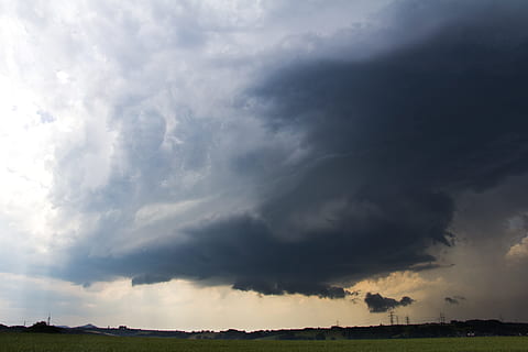 Natura, niebo, Chmura, super komórka, północne Ren westfalia, Niemcy, ciemne chmury, forma chmur, dramatyczny, piękny, nastrój, dramat, ogromny, polowanie na burze, meteorologia, gradowa burza, obiad, jasny, cumulonimbus, burza z piorunami, chmura - niebo, burza, piękno natury, środowisko, chmura burzowa, scenics - natura, krajobraz, pochmurny, żadnych ludzi, moc w naturze, złowieszczy, dzień, na dworze, dramatyczne niebo, moc, pole, deszcz, ekstremalna pogoda, 4K, CC0, domena publiczna, darmowe zdjęcia