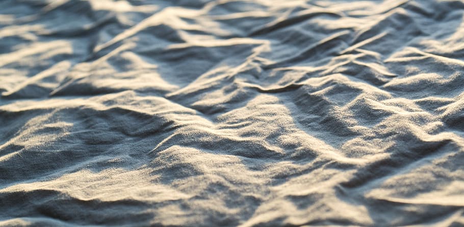 hvidt sand, bølge, abstrakt, sengetøj, stof, bomuld, hvid, struktur, tekstil, ark, materiale, doven, rodet, uredt, seng, krøllet, rynket, jord, baggrunde, fuld ramme, sand, mønster, ingen mennesker, natur, sollys, dag, strand, tekstureret, tæt på, selektiv fokusering, høj vinkel visning, udendørs, skygge, vinter, skønhed i naturen, blødhed, renhed, 4K