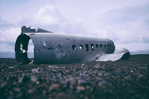 gray, wrecked, airliner, ground, airplane, wreck, wreckage, damaged, aircraft, plane, destruction, catastrophe, aviation, broken, disaster, accident, crash, fuselage, air vehicle, transportation, mode of transportation, sky, cloud - sky, nature, beach, land, military airplane, navy, travel, military, abandoned, old, day, no people, aerospace industry, ruined, 5K, CC0, public domain, royalty free