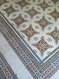 mosaic, tile, design, pattern, texture, decoration, decorative, geometric, architecture, ornament, repeat, surface, floor, artistic, geometry, textile, geometric Shape, cultures, backgrounds, full frame, no people, close-up, high angle view, choice, indoors, art and craft, variation, shape, craft, day, gray, leisure games, tiled floor, 2K, CC0, public domain, royalty free