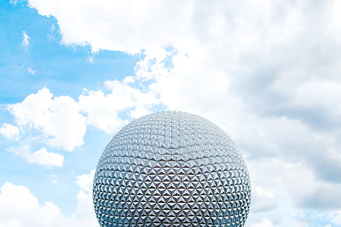 redondo, gris, arquitectónico, estructura, edificio epcot, cuadro, decoración, bajo el cielo azul, epcot, cielo, nube, azul, esfera, nube - cielo, reflexión, nadie, moderno, día, naturaleza, bola de disco, forma, arquitectura, color plateado, al aire libre, forma geometrica, cultura de las artes y entretenimiento, bola, Hazme, modelo, estructura construida, vista de ángulo bajo, diseño, comunicaciones globales, 4K, CC0, dominio público, libre de derechos