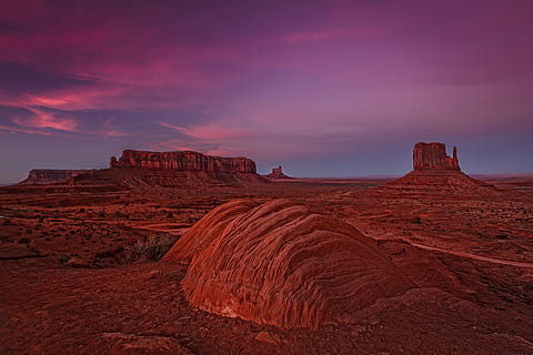 monument valley utah, uluru, australien, bjerg, rød, lyserød, solnedgang, ørken, klippe, rock formation, rock-objekt, scenics - natur, landskab, solid, himmel, miljø, skønhed i naturen, rejsemål, natur, jord, sky - himmel, rejse, vante, geologi, ingen mennesker, ikke-urbane scene, udendørs, klima, sandsten, tørt klima, halvtørre, eroderet, 5K, CC0, offentligt domæne, royaltyfrie