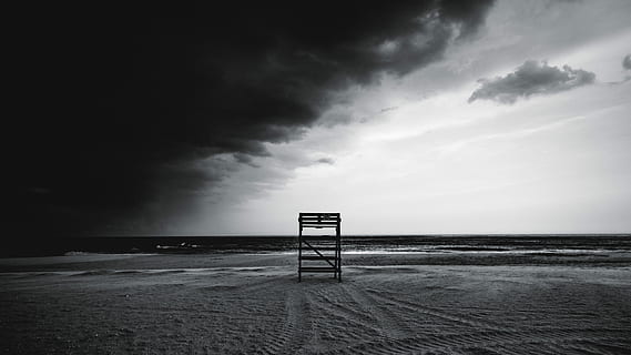 marrón, de madera, estante, arena, fotografía en escala de grises, orilla de la playa, playa, Oceano, nube, horizonte, cielo, tormenta, estado animico, agua, oscuro, monocromo, en blanco y negro, naturaleza, New Jersey, verano, Salvavidas, nube - cielo, tierra, mar, paisajes - naturaleza, nadie, escena tranquila, nublado, tranquilidad, ausencia, horizonte sobre el agua, al aire libre, belleza en la naturaleza, 5K, CC0, dominio público, libre de derechos