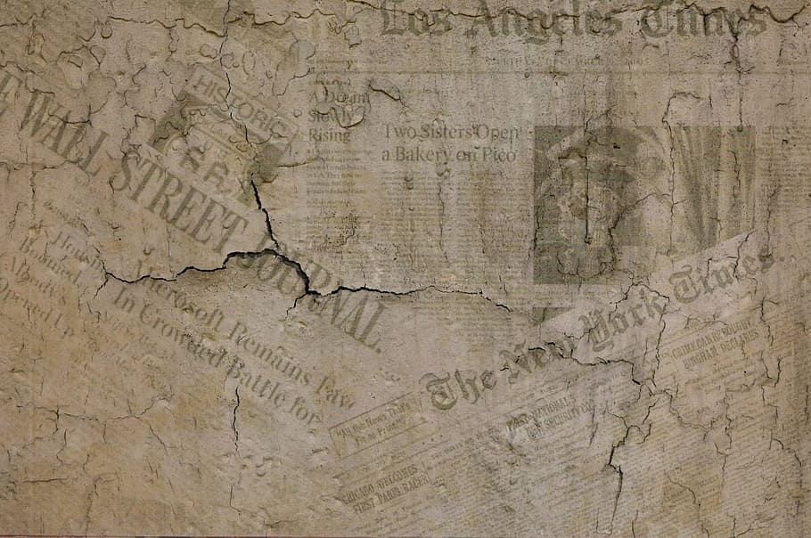 blanc, concret, superfície, overley de diaris, fons, periòdic, premeu, antics, vintage, esquerdes, primer pla, textura, cap gent, arquitectura, marc complet, vell, patró, història, esquerdat, creativitat, art i artesania, funció de construcció de parets, text, el passat, a l'interior, artesania, material de fusta, antic, civilització antiga, 2K