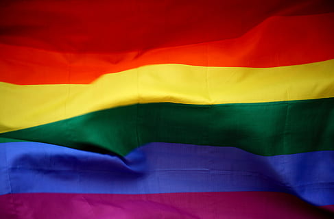 tæt på, Foto, flerfarvede, stripe flag, gul, rød, grøn, blå, lilla, stribet, tekstil, flag, farve, striber, LGBT, patriotisme, fuld ramme, multi farvet, baggrunde, ingen mennesker, studio skud, levende farve, mønster, vinke, emotion, symbol, mættet farve, 5K, CC0, offentligt domæne, royaltyfrie