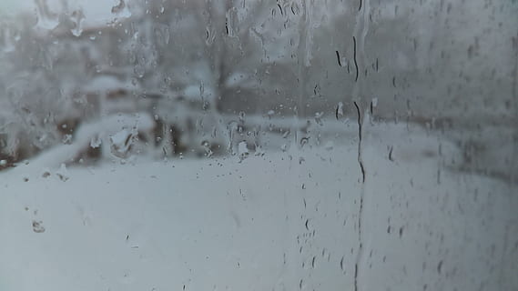fred, pluja, neu, finestra, humit, vidre - material, transparent, cap gent, hivern, tirar, naturalesa, temperatura de fred, dia, marc complet, aigua, fons, transport, a l'aire lliure, manera de transport, vidre, gota de pluja, temporada de pluges, 2K, CC0, domini públic, lliure de regalies