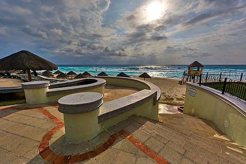 coklat, cottage, pantai, perahu, langit yang dramatis, idilis, pulau, pemandangan, waktu luang, alam, samudra, di luar rumah, dermaga, rekreasi, relaksasi, resor, pasir, laut, pemandangan laut, pantai laut, langit, musim panas, matahari, perjalanan, tropis, liburan, air, awan - langit, horison, cakrawala di atas air, tanah, scenics - alam, keindahan di alam, ketenangan, adegan yang tenang, tidak ada orang, sinar matahari, matahari terbenam, 5K, CC0, domain publik, bebas royalti
