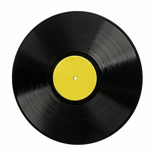 disque vinyle noir, vinyle, lp, record, angle, la musique, démodé, style rétro, couleur noire, étiquette, cercle, Plastique, bruit, culture artistique et divertissement, coupé, Forme géométrique, fond blanc, forme, équipement, plaque tournante, La technologie, prise de vue en studio, objet unique, analogique, personne, disco dancing, musique rock, vie nocturne, 4K, CC0, domaine public, libre de droits
