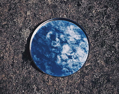 Himmel, Spiegel, Spiegel, Himmel, Natur, wolke - himmel, Geometrische Figur, draußen, keine Leute, Kreis, Tag, Blau, gestalten, Reflexion, Nahansicht, High Angle View, einzelnes Objekt, direkt darüber, Sonnenlicht, Design, Platz, 1080P, CC0, gemeinfrei, lizenzfrei