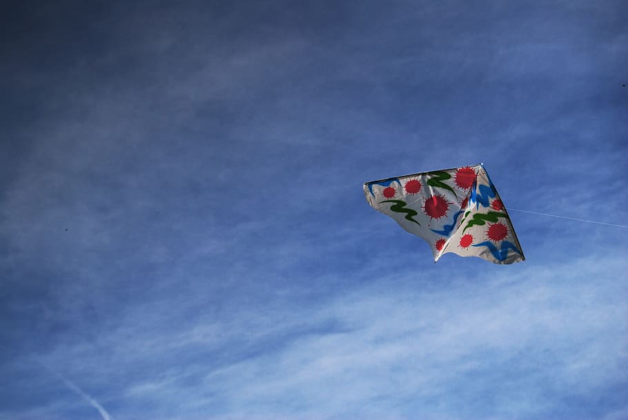 Kite, Clouds, Nature, Air, Fun, sky, nature, air, leisure, toy, summer, blue, colorful, play, cloud - sky, low angle view, flag, day, outdoors, flying, patriotism, wind, no people, environment, kite - toy, freedom, multi colored, sport, motion, mid-air, independence, 4K