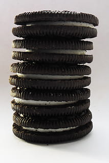 Kekse, Plätzchen, computerterm, Textdatei, Computercode, Werbung, Stapel, Stillleben, drinnen, große gruppe von gegenständen, keine Leute, Studioaufnahme, Nahansicht, Muster, weißer Hintergrund, Fokus auf den Vordergrund, Spiral-, Metall, Essen und Trinken, Wiederholung, Balance, Tabelle, Gruppe von Objekten, Fülle, Lebensmittel, Natur, silberfarben, 1080P, CC0, gemeinfrei, lizenzfrei