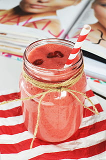 minum, puding, minum, puding, Sedotan, makanan dan minuman, botol, minuman, makanan, merah, kesegaran, meja, merapatkan, wadah, gelas minum, bahan kaca, kaca, buah, masih hidup, makan sehat, dalam ruangan, peralatan Rumah tangga, tidak ada orang, 4K, CC0, domain publik, bebas royalti