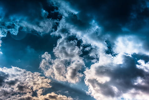 曇り, 空, 昼間, 雲, 劇的, 天気, 自然, 青, cloudscape, 気象学, ふわふわ, 環境, 天国, 雰囲気, 成層圏, 雲 - 空, 劇的な空, きらきら, 風, 自然の美しさ, 不機嫌そうな空, 風景 - 自然, 嵐, ダーク, 無人, 嵐雲, 屋外, 気候, かすかに, 雨, 不吉, 抽象的な背景, 5K
