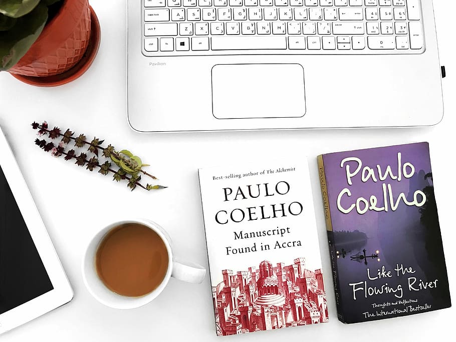 สอง, หนังสือ paulo coelho, ตาราง, ข้าง, เหยือก, เต็มไปด้วย, กาแฟ, หนังสือ, สมุดบันทึก, อาหารและเครื่องดื่ม, ถ้วย, กาแฟ - ดื่ม, ถ้วยกาแฟ, ดื่ม, ด้านบนโดยตรง, ในบ้าน, อาหาร, เครื่องดื่ม, เครื่องดื่มร้อน, แป้นพิมพ์คอมพิวเตอร์, เคาน์เตอร์, แป้นพิมพ์, ธุรกิจ, ยังมีชีวิตอยู่, ไม่มีคน, เทคโนโลยี, 4K