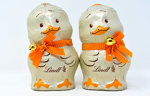 chicks, chocolate, easter, delicious, lindt, sweetness, bell, nibble, temptation, food, candy, representation, studio shot, celebration, cut out, indoors, white background, orange color, halloween, no people, food and drink, creativity, smiling, anthropomorphic, fun, mammal, jack o' lantern, 5K, CC0, public domain, royalty free