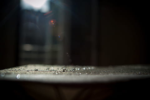 ภาพมาโคร, หยดน้ำ, ขรุขระ, พื้นผิว, ไม่ได้ตั้งชื่อ, เงิน, rhinestone, สร้อยคอ, เบา, น้ำ, หล่น, แมโคร, มืด, ไม่มีคน, ในบ้าน, ใกล้ชิด, กลางคืน, ความสด, เลือกโฟกัส, อาหารและเครื่องดื่ม, อุณหภูมิเย็น, ธรรมชาติ, ไม้ - วัสดุ, การเคลื่อนไหว, แสงแฟลร์ของเลนส์, มุ่งเน้นไปที่เบื้องหน้า, เปียก, ฤดูหนาว, อาหาร, 2K, CC0, โดเมนสาธารณะ, ค่าลิขสิทธิ์ฟรี