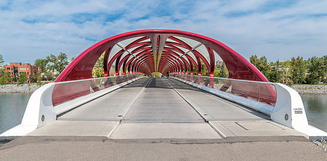 přes, řeka, calgary, alberta, most, calgary, alberta, Kanada, architektura, veřejná doména, Červené, silnice, most - mužská konstrukce, venku, modrý, voda, nebe, přeprava, den, nikdo, detail, spojení, stavba, Příroda, směr, cesta vpřed, oblouk, kov, mrak - nebe, exteriér budovy, park, město, venkovní herní zařízení, 5K, CC0, veřejná doména, bez autorských práv