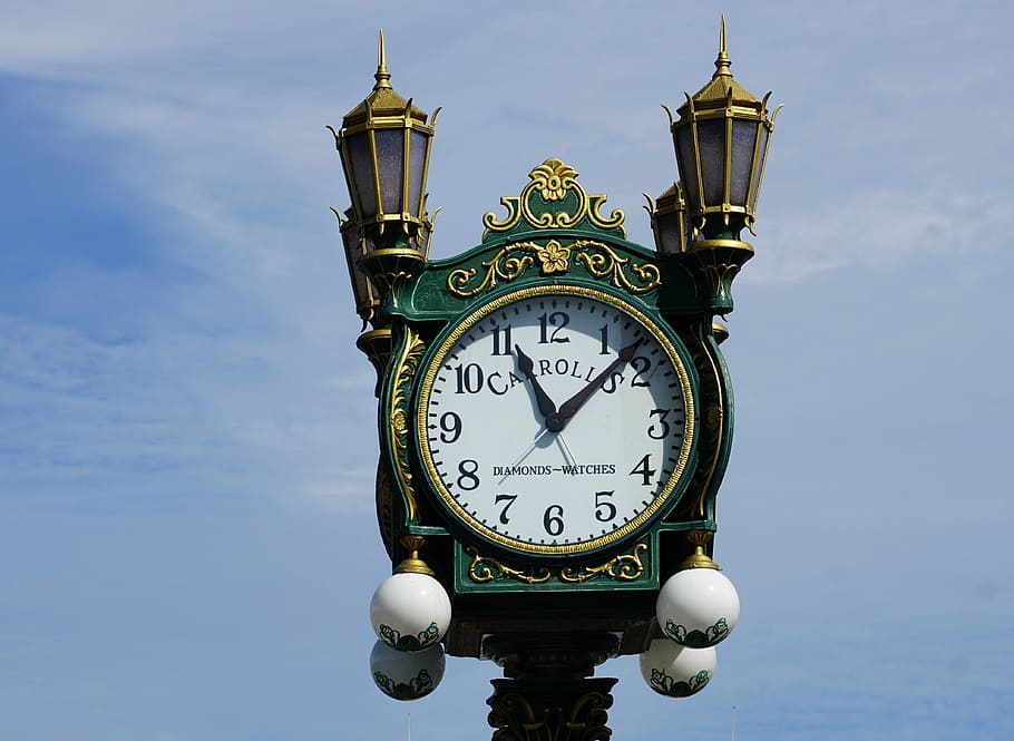 verde, Torre dell'orologio, 11:07, orologio, pointer, quadrante, vecchio, porto museo seattle, nostalgia, tempo di, tempo, all'aperto, storia, nessuno, cielo, giorno, mano minuta, lancetta delle ore, Inquadratura dal basso, architettura, blu, struttura costruita, natura, nuvola - cielo, esterno dell'edificio, strada, lampione, il passato, attrezzatura per l'illuminazione, ornato, 4K